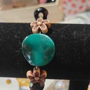 Teal Floral Bead Bracelet for Women - Elegant Teal and Tan Design